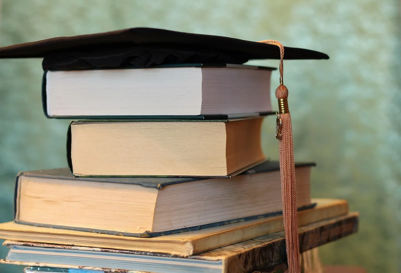 books, cap, magister, study, still life, stacked, to study, training, literature, read, knowledge, to learn, magister, magister, magister, magister, magister